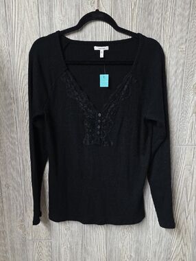 Maurices Black Heartland Lace Trim Henley Long Sleeve Top Womens Large NWT